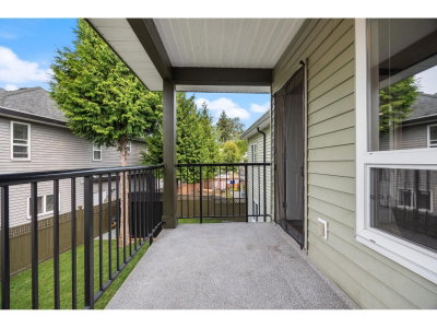 6477 143 Street | Surrey British Columbia | Slide Image Twenty