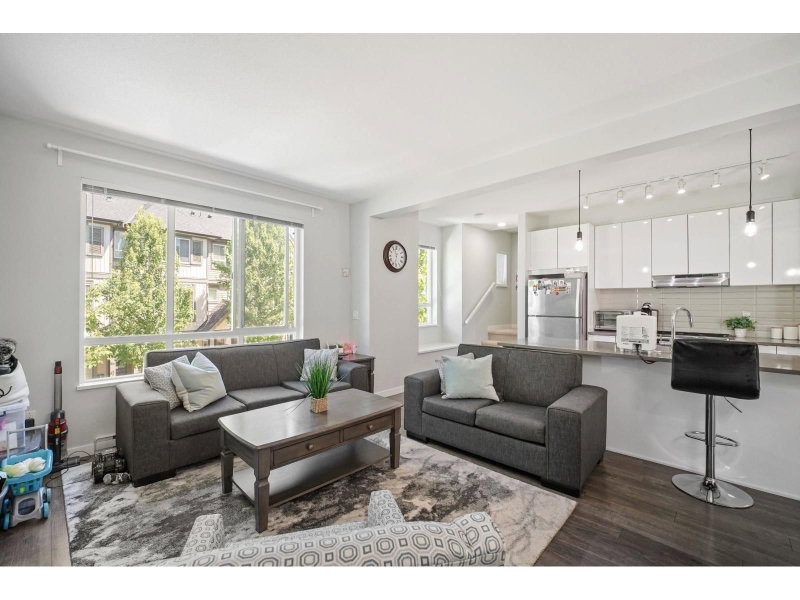 30930 WESTRIDGE Place Abbotsford British Columbia, V2T 0H6 - 2 Bedrooms Condo For Sale