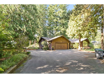 2143 180 Street | Surrey British Columbia | Slide Image Three