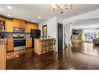 8881 WALTERS Street | Chilliwack British Columbia | Slide Image Fourteen