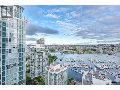 198 AQUARIUS Mews | Vancouver British Columbia | Slide Image One
