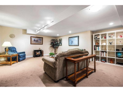 44523 MCLAREN Drive | Chilliwack British Columbia | Slide Image Twenty-seven