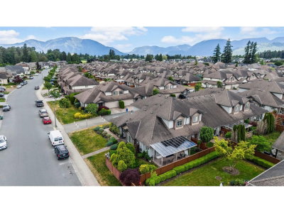 44523 MCLAREN Drive | Chilliwack British Columbia | Slide Image Thirty-five