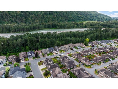 44523 MCLAREN Drive | Chilliwack British Columbia | Slide Image Thirty-seven