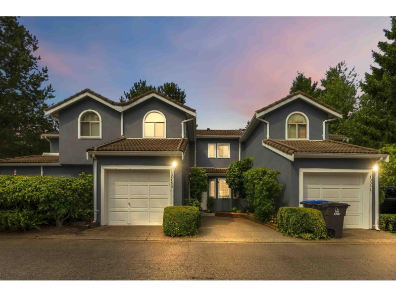 10094 154 Street Surrey British Columbia, V3R 4J6 - 2 Bedrooms Condo For Sale