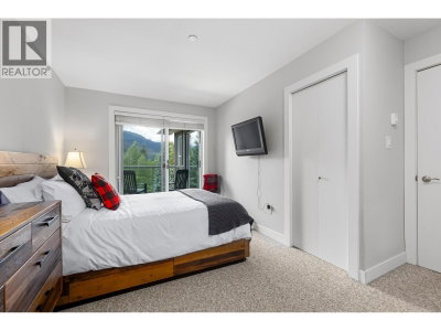 4749 SPEARHEAD Drive | Whistler British Columbia | Slide Image Seventeen