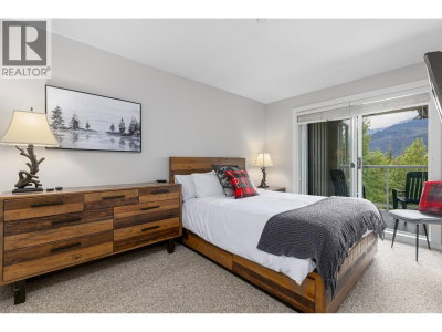 4749 SPEARHEAD Drive | Whistler British Columbia | Slide Image Eighteen