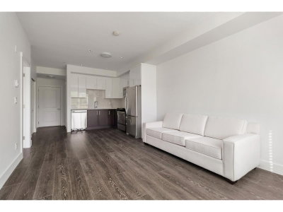 9983 BARNSTON Drive East | Surrey British Columbia | Slide Image Six