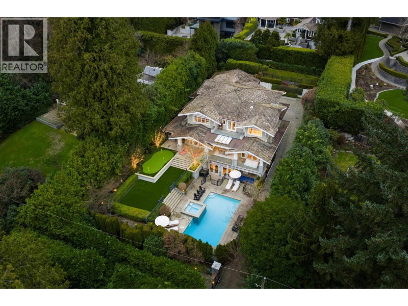 2955 ROSEBERY Avenue West Vancouver British Columbia, V7V 3A5 - 5 Bedrooms Home For Sale