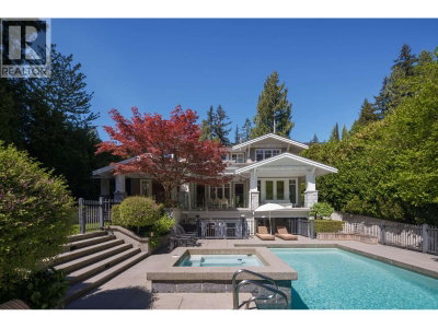 2955 ROSEBERY Avenue | West Vancouver British Columbia | Slide Image Three