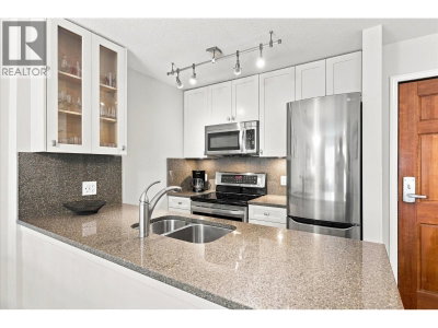 4800 SPEARHEAD Drive | Whistler British Columbia | Slide Image Ten