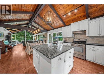 13546 232 Street | Maple Ridge British Columbia | Slide Image Eight