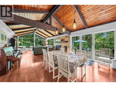 13546 232 Street | Maple Ridge British Columbia | Slide Image Nine