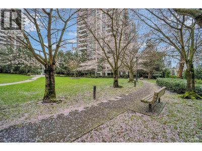 2138 MADISON Avenue | Burnaby British Columbia | Slide Image Three