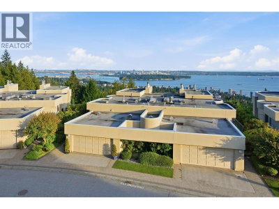 2343 FOLKESTONE Way | West Vancouver British Columbia | Slide Image Ten