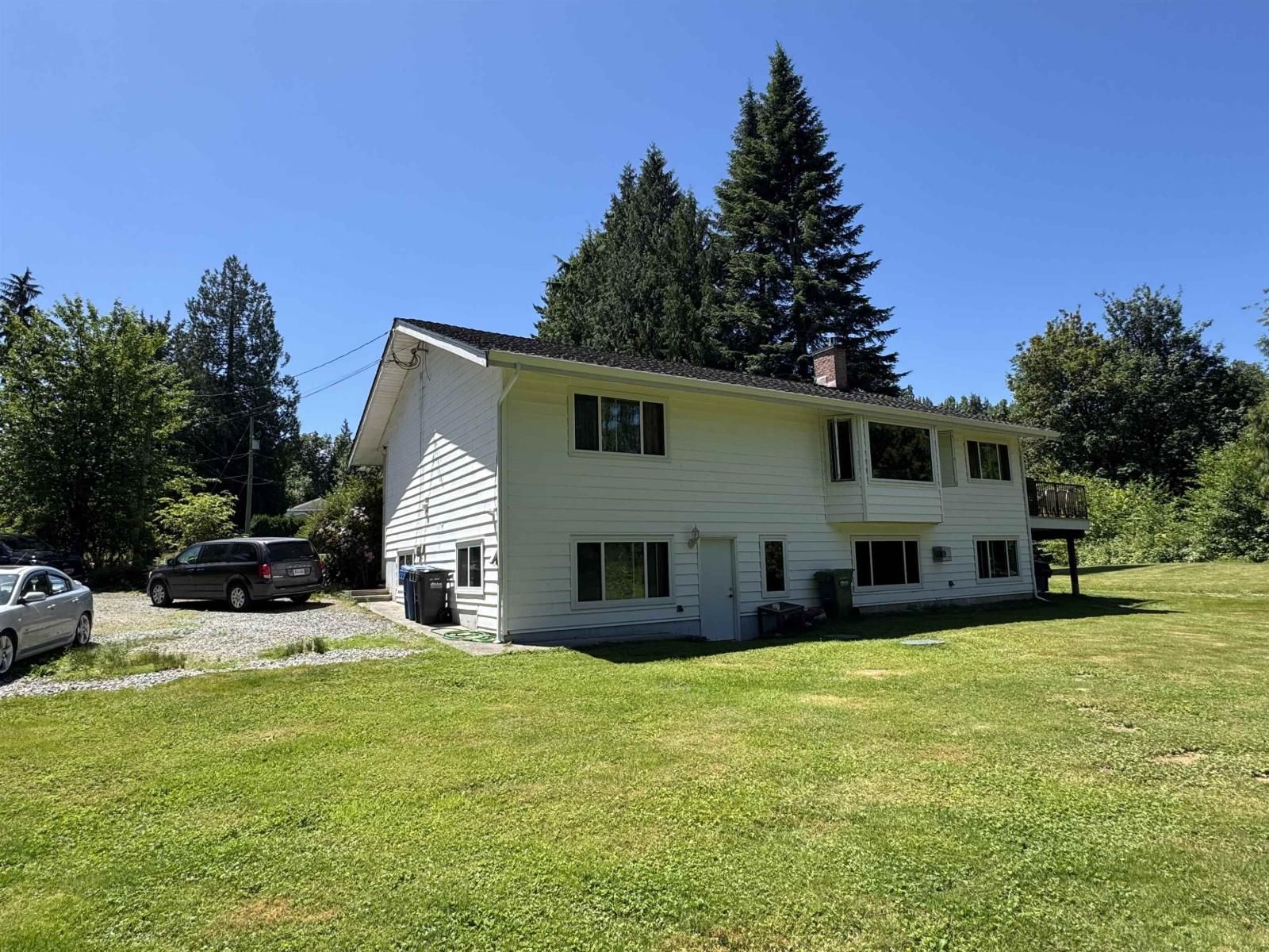 29669 CAMELOT Avenue, Abbotsford, British Columbia V4X 2E5