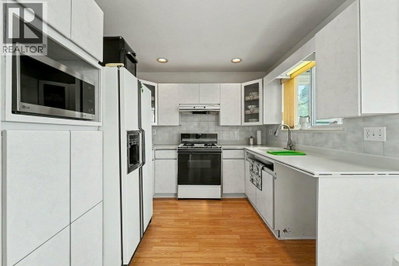 3630 CAMBRIDGE Street | Vancouver British Columbia | Slide Image Five