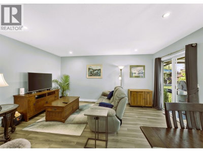 20485 120B Avenue | Maple Ridge British Columbia | Slide Image Eleven