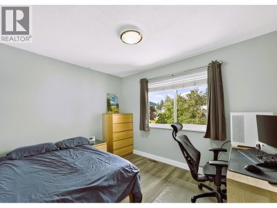20485 120B Avenue | Maple Ridge British Columbia | Slide Image Fifteen