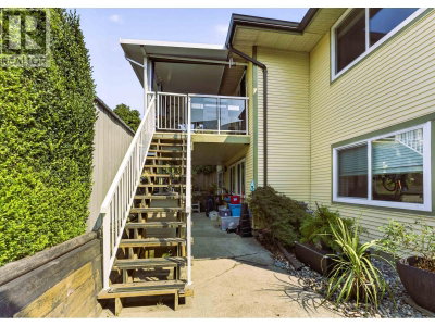 20485 120B Avenue | Maple Ridge British Columbia | Slide Image Thirty