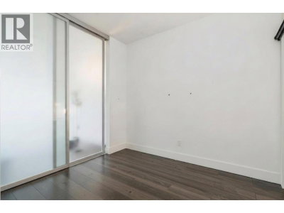 2435 KINGSWAY | Vancouver British Columbia | Slide Image Eleven