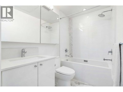 2435 KINGSWAY | Vancouver British Columbia | Slide Image Twelve