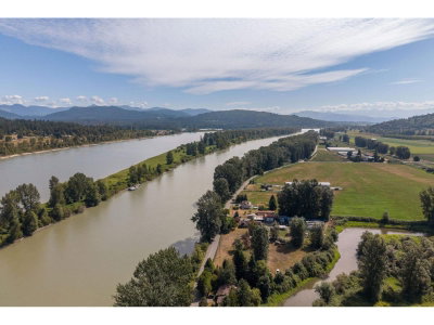 27612 RIVER Road | Abbotsford British Columbia | Slide Image Fifteen