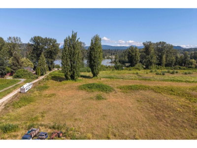 27612 RIVER Road | Abbotsford British Columbia | Slide Image Eight