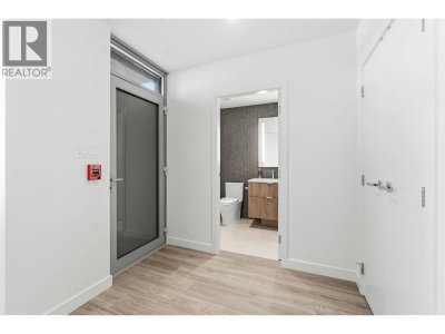 755 HARBOURSIDE Drive | North Vancouver British Columbia | Slide Image Nine