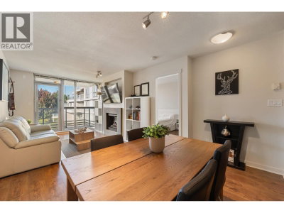 9373 HEMLOCK Drive | Richmond British Columbia | Slide Image Eight