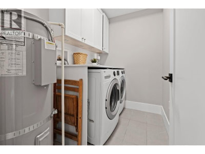 3755 CHATHAM Street | Richmond British Columbia | Slide Image Sixteen