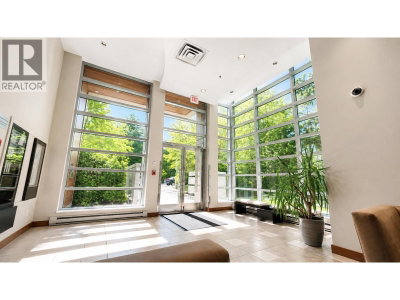 9266 UNIVERSITY Crescent | Burnaby British Columbia | Slide Image Twenty