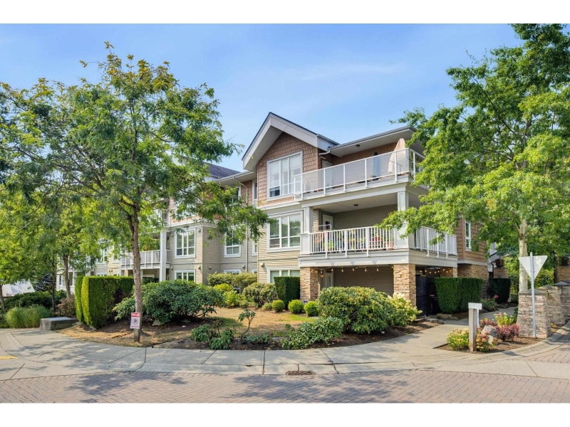 6420 194 Street Surrey British Columbia, V4N 6J7 - 1 Bedroom Condo For Sale