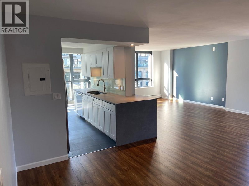 289 DRAKE Street Vancouver British Columbia, V6B 5Z6 - 2 Bedrooms Condo For Sale