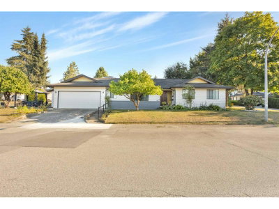 20050 50A Avenue | Langley British Columbia | Slide Image Two