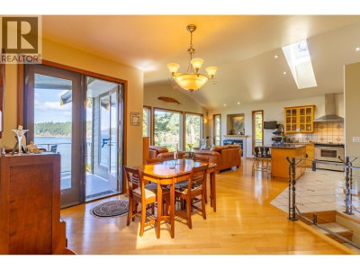 1602 CHART Drive | Pender Island British Columbia | Slide Image Eight