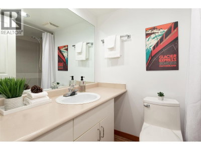 2050 LAKE PLACID Road | Whistler British Columbia | Slide Image Nine