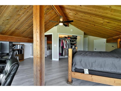 51860 HACK-BROWN Road | Chilliwack British Columbia | Slide Image Twelve