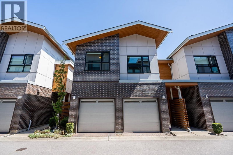8288 NO.1 Road Richmond British Columbia, V7C 1T9 - 3 Bedrooms Condo For Sale