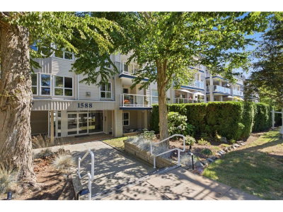 1588 BEST Street | White Rock British Columbia | Slide Image Two