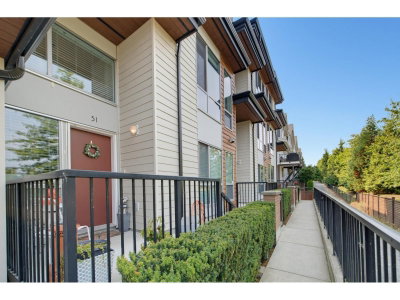 15775 MOUNTAIN VIEW DRIVE Drive | Surrey British Columbia | Slide Image Five