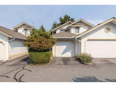 8737 212TH Street | Langley British Columbia | Slide Image Two