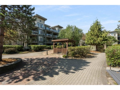 10180 153 Street | Surrey British Columbia | Slide Image Thirty-five