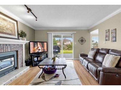 15929 88A Avenue | Surrey British Columbia | Slide Image Thirteen