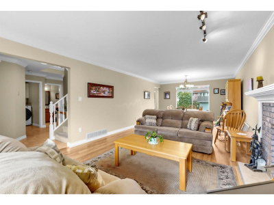 15929 88A Avenue | Surrey British Columbia | Slide Image Five