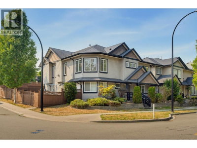 11335 CREEKSIDE Street | Maple Ridge British Columbia | Slide Image One