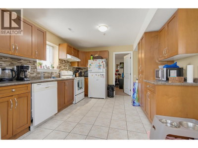11335 CREEKSIDE Street | Maple Ridge British Columbia | Slide Image Thirty-one