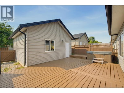 11335 CREEKSIDE Street | Maple Ridge British Columbia | Slide Image Thirty-seven