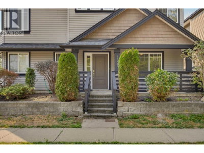 11335 CREEKSIDE Street | Maple Ridge British Columbia | Slide Image Four