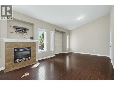 11335 CREEKSIDE Street | Maple Ridge British Columbia | Slide Image Nine